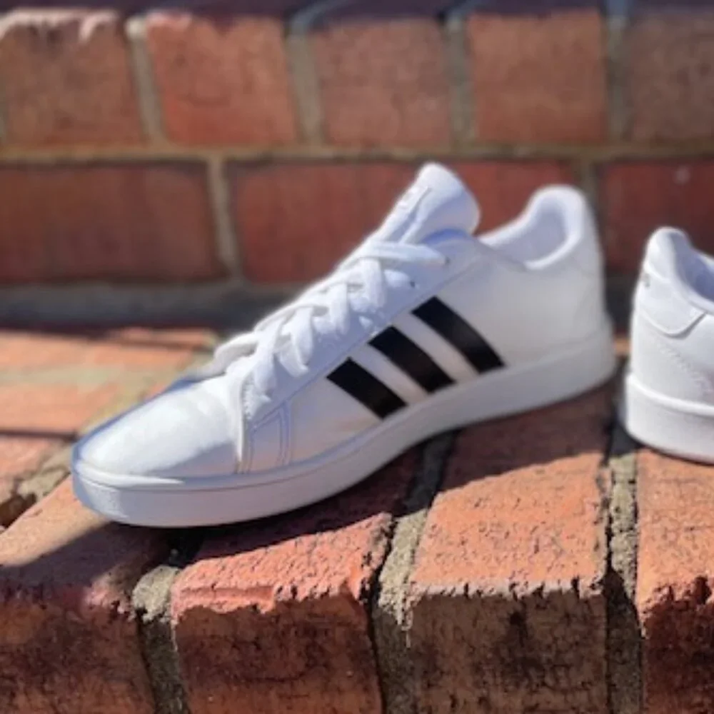 ADIDAS Grand Court 2 Youth Boys/Girls WHITE/BLACK STRIPES CLOUDFOAM Sneakers - Picture 7 of 7